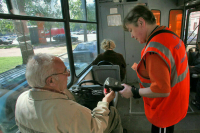 Бесплатный проезд для некоторых ростовских льготников хотят заменить скидкой