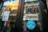 Детские магазины и кафе Петербурга подсчитывают убытки