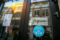 Детские магазины и кафе Петербурга подсчитывают убытки