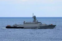 Более 30 кораблей Черноморского флота отрабатывают оборону побережья Крыма
