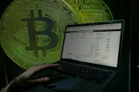 В Минфине выступили за более жесткие ограничения по криптовалютам