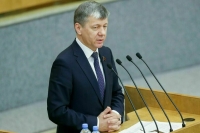 Новиков назвал взвешенным решение об эвакуации людей из Донбасса