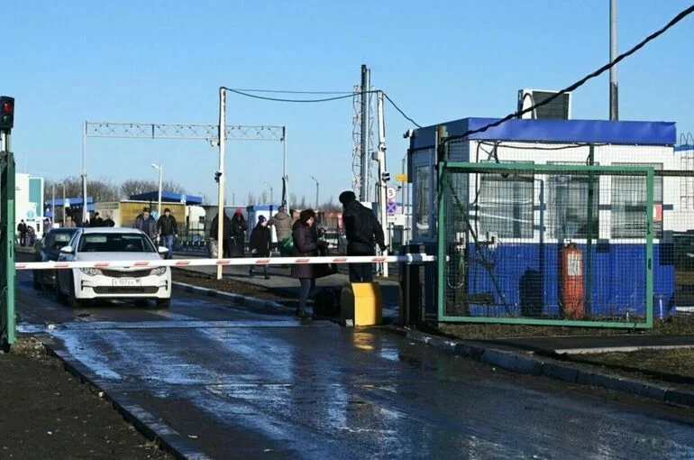 Снаряд разорвался в Ростовской области в 1 км от границы с Украиной