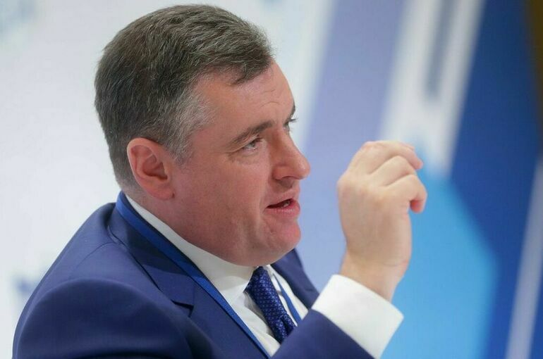 Слуцкий: Запад втягивает Россию в военные действия