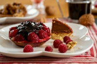 Диетолог: Снизить вред от сладкого помогут белок и клетчатка