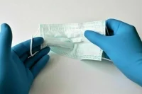 Минздрав назвал приоритетные группы больных COVID-19 для амбулаторного лечения