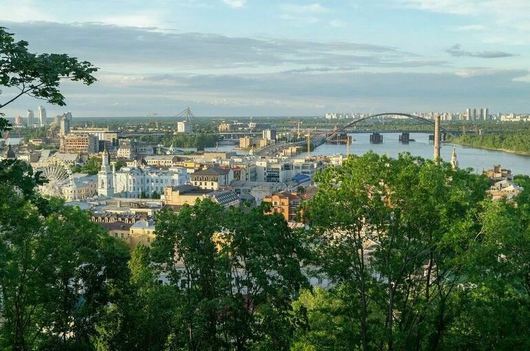 Минобороны: Россия не наносит ударов по городам Украины