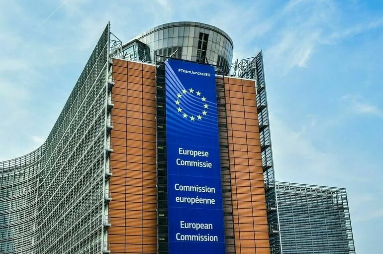 Евросоюз запретит продажу самолетов авиакомпаниям России