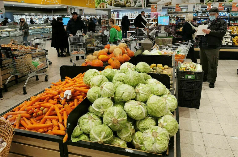 Рост торговой наценки на продукты предложили ограничить 10 процентами