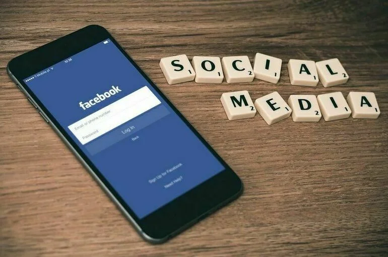 Facebook запретил государственным СМИ РФ рекламу и монетизацию в соцсети