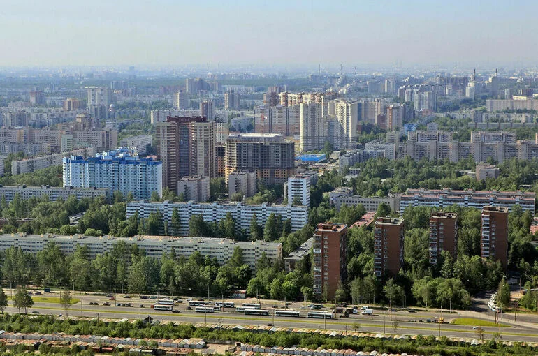 Россиян ждет длинная рабочая неделя