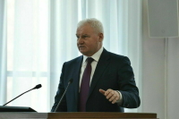 Плотников призвал регионы вдумчиво подходить к ограничениям в строительстве фермерских домов