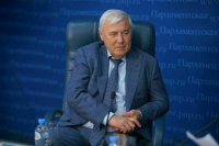 Аксаков: Запрещать в России доллар не собираются