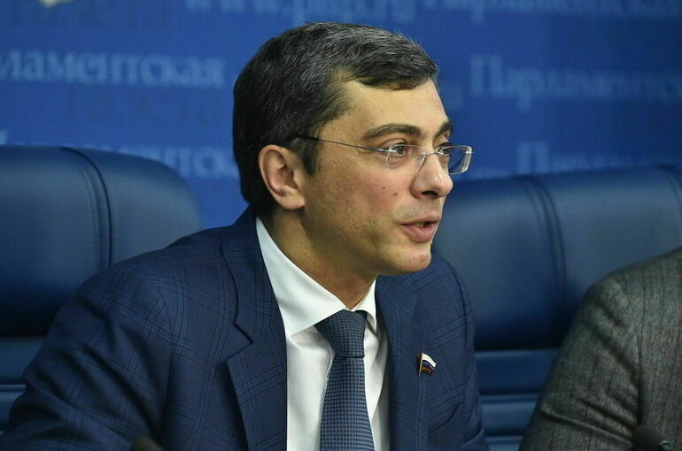 Гутенев: Кредитные каникулы помогут пережить непростой период