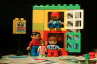 Магазины Lego продолжат работать в России 