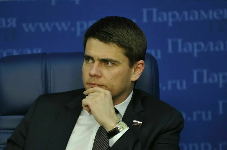 Боярский: Кампания по созданию фейков приобрела немыслимые масштабы