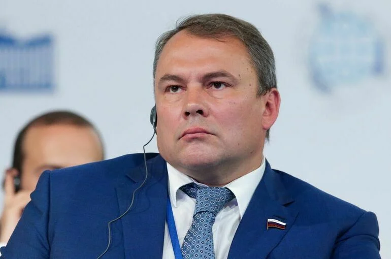 Петр Толстой: Для окончательной победы над русофобией на Украине должно полностью смениться целое поколение