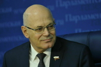 Сенатор Круглый рассказал о помощи, которую оказывают беженцам из Донбасса