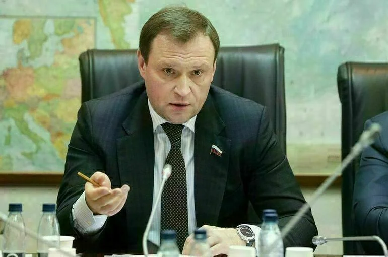 Пахомов прокомментировал новые правила оплаты коммунальных услуг на общие нужды
