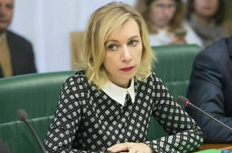Захарова: Биолаборатории США на Украине представляют угрозу для России