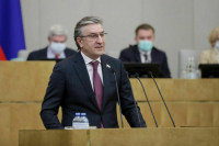 Фаррахов: Иностранная бигфарма не заявляла о сокращении поставок лекарств в РФ