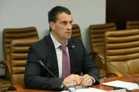 Исаков: Вопрос регистрации договоров аренды требует дополнительной проработки