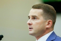 Нилов оценил попытки уходящих из России компаний уволить сотрудников