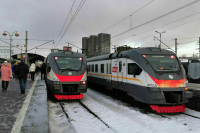 Правкомиссия поддержала законопроект о бесплатном проезде в электричках для детей 5-7 лет