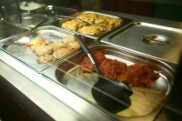 Зленко: В 11 регионах есть проблемы с освоением средств на питание школьников