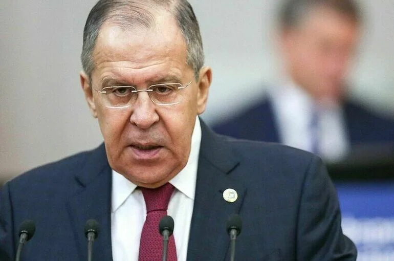 Лавров: Переговоры российской и украинской делегаций идут тяжело