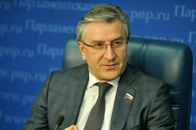  «Как поддержать российских фармпроизводителей для обеспечения лекарственной безопасности?»