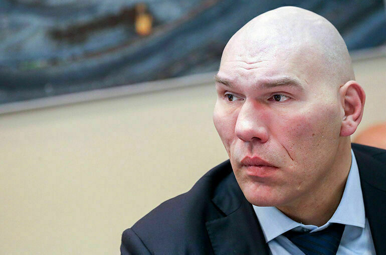 Валуев: Рядовой американец знать не знает о российских депутатах