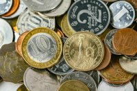 Шольц: в газовых контрактах фигурируют доллары и евро