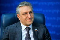 Фаррахов рассказал, как будут сдерживать рост цен на медикаменты