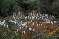 На месте авиакатастрофы в Китае нашли второй черный ящик