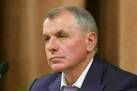 Крымские депутаты привезли гуманитарную помощь в Донбасс