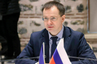 В Стамбуле начались переговоры Мединского и Арахамии