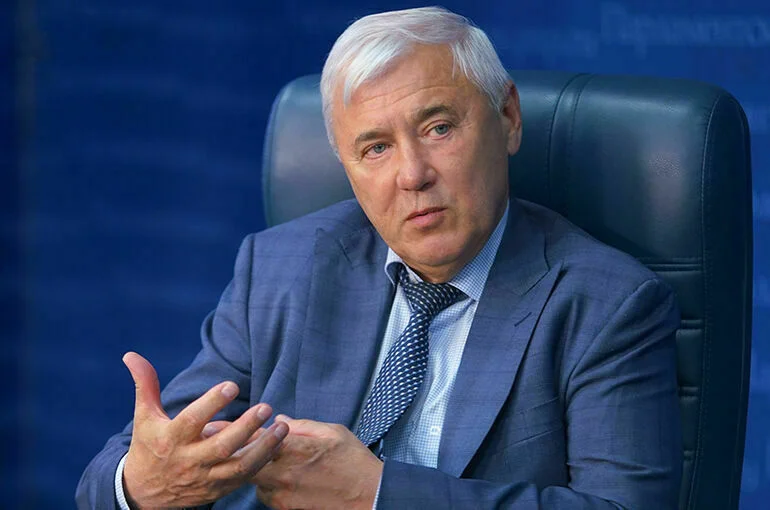 Аксаков: Зарубежные потребители газа смогут покупать рубли на Мосбирже
