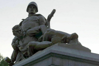 Госдума вводит штрафы за отождествление роли СССР и Германии в войне