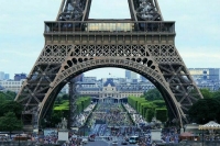 В посольстве Франции подтвердили отмену COVID-сертификатов для туристов из России