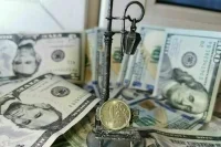 Рубль теряет 2-3 процента к евро и доллару на Мосбирже