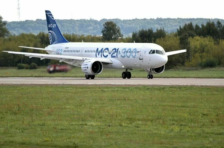 Первые самолеты МС-21 с российскими двигателями передадут авиакомпаниям в 2024 году