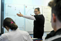 В Госдуму внесен законопроект о снятии бюрократической нагрузки на учителей