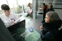 Переселенцам со своим жильем в РФ предложили упростить получение вида на жительство