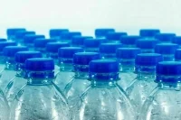 Производителям бутилированной воды предложили предоставить финансовую поддержку