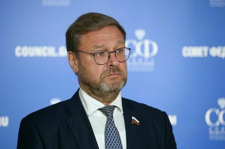 Косачев: Украина не смогла развиться в настоящую демократическую страну