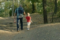 Госдума приняла закон о расширении права отцов на маткапитал