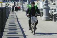 В Роскачестве напомнили о правах потребителя в случае неявки курьера