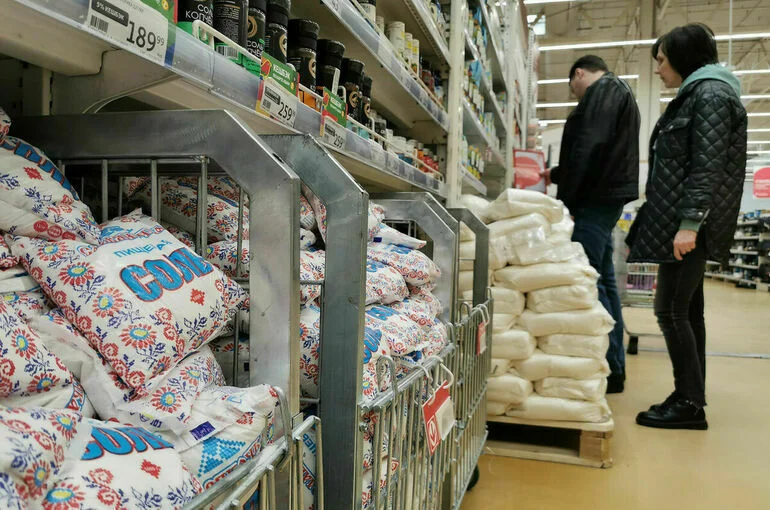В Совфеде предложили усилить надзор за ценообразованием жизненно важных продуктов питания