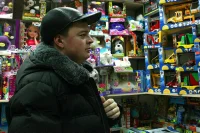 В Совфеде подписали программу стандартизации товаров и услуг для детей